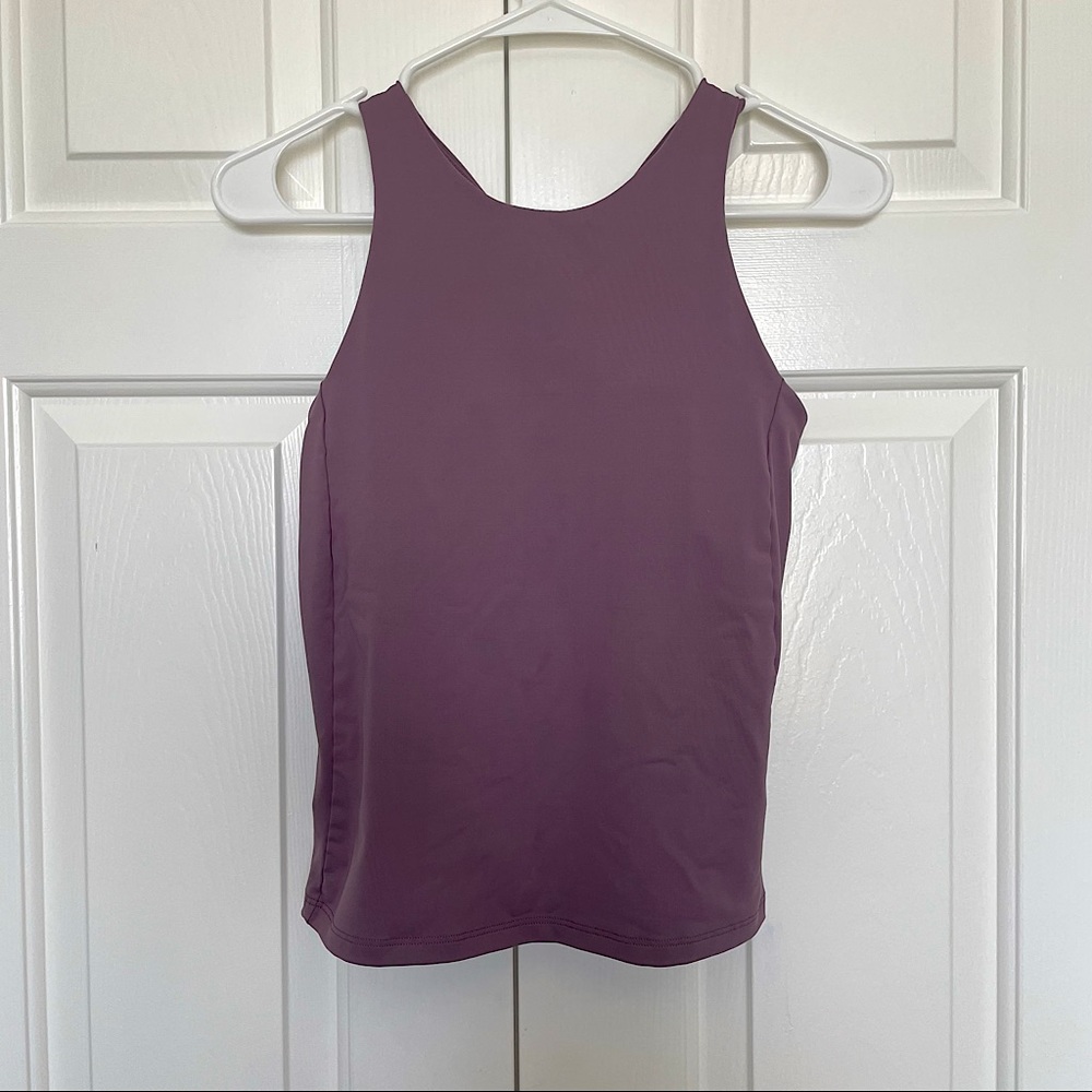 Athleta lightning support top sz small volcanic violet